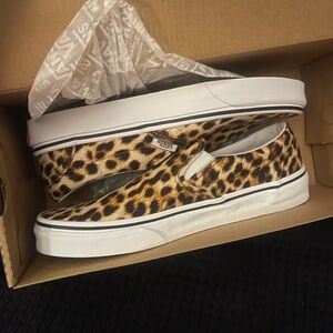 Vans Wild Leopard Slip-On Sneakers